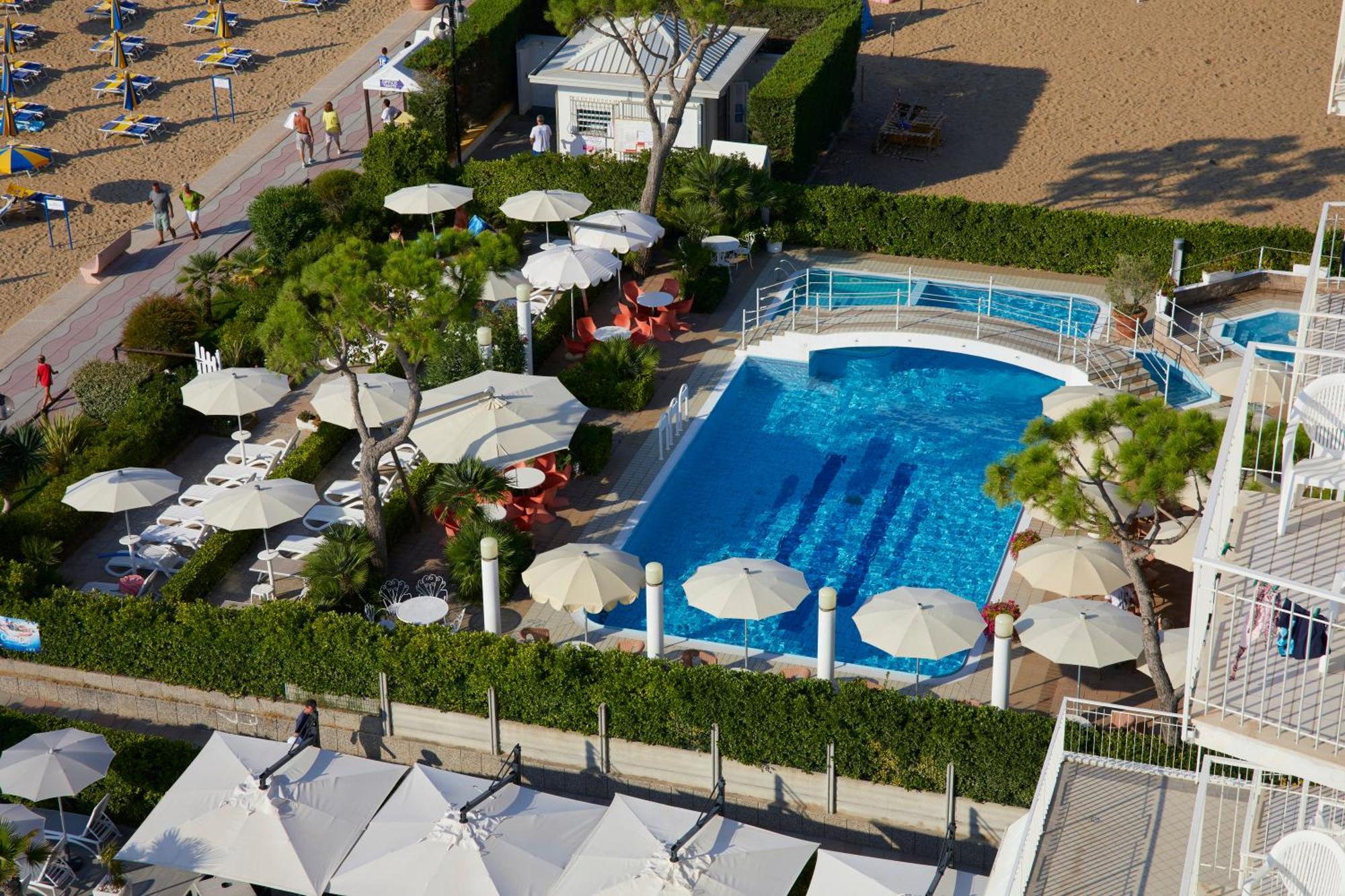 Ruhl Beach Hotel&Suites Lido di Jesolo Exterior foto