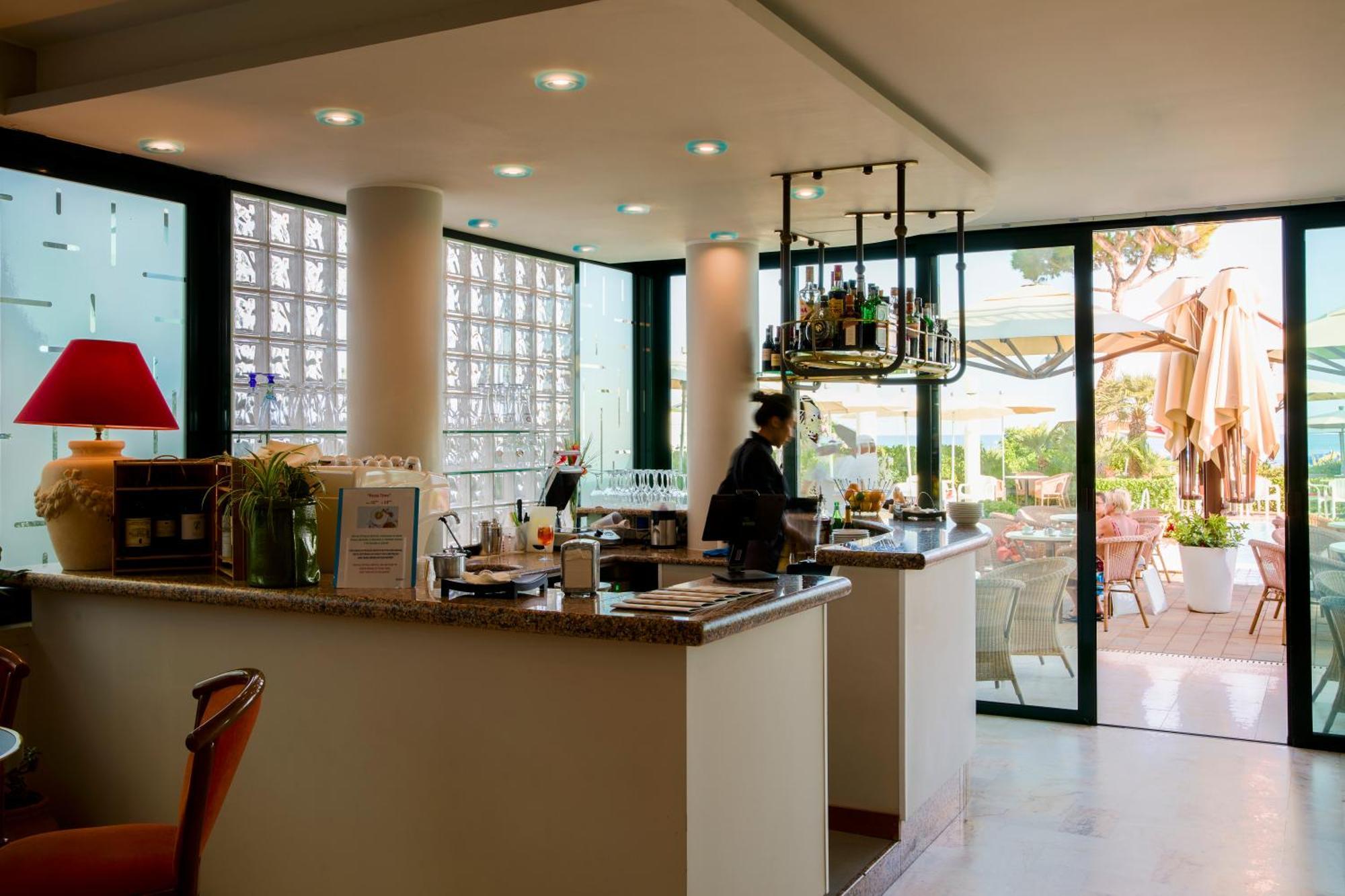 Ruhl Beach Hotel&Suites Lido di Jesolo Exterior foto